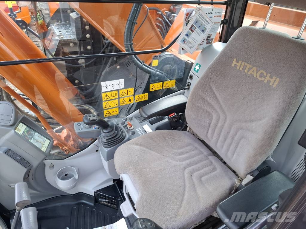 Hitachi ZX 225 US R LC-6 Telakaivukoneet