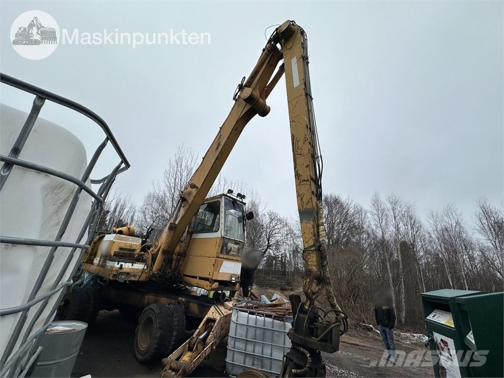 Liebherr A 922 Havenmachines