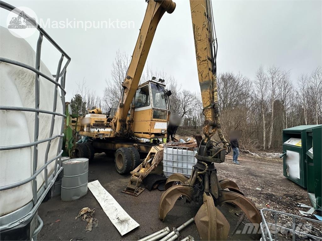 Liebherr A 922 Havenmachines