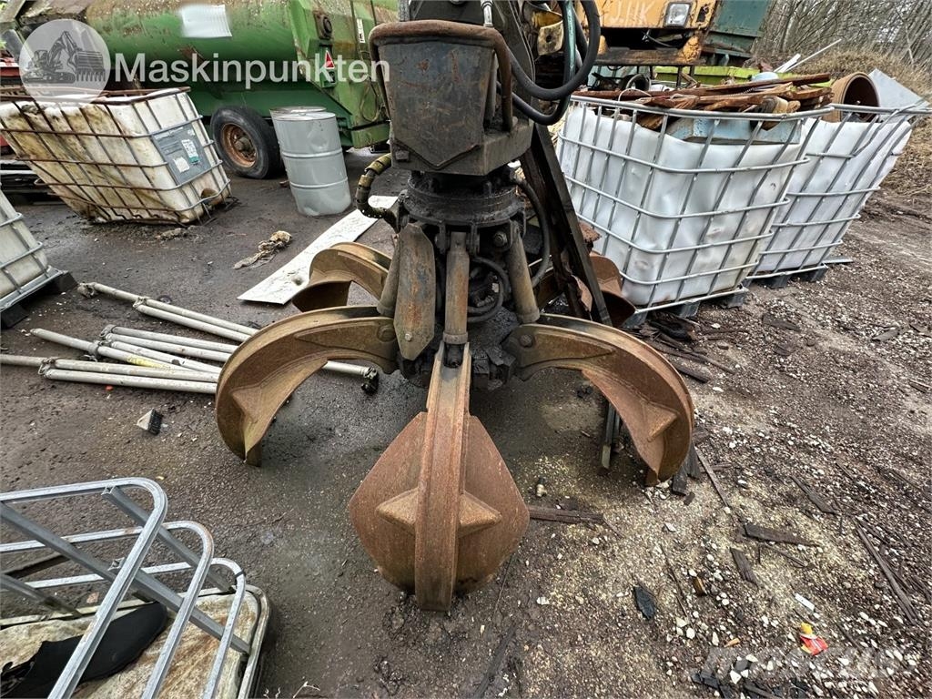 Liebherr A 922 Havenmachines