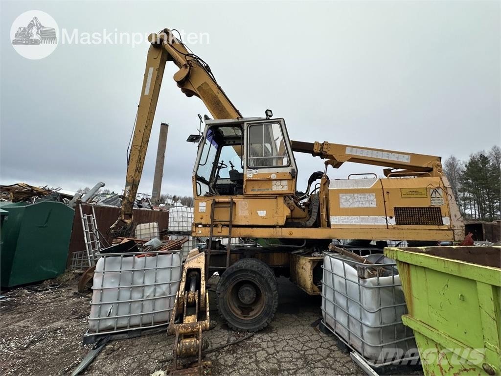 Liebherr A 922 Havenmachines