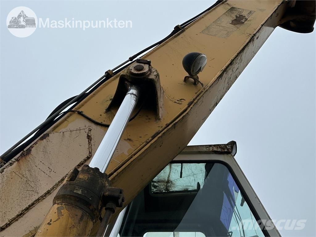 Liebherr A 922 Havenmachines