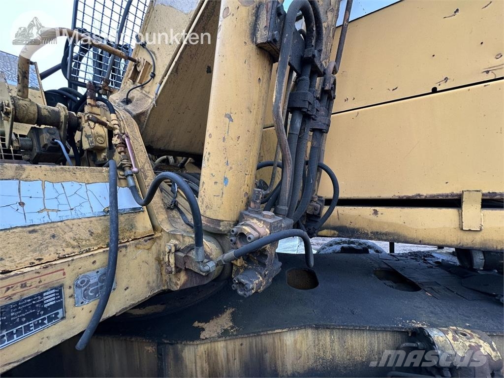 Liebherr A 922 Havenmachines