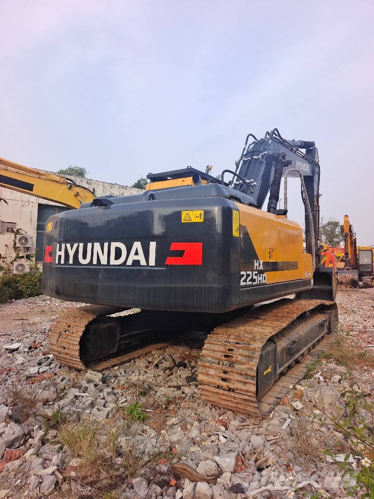 Hyundai HX 225 HD made in Korea Telakaivukoneet