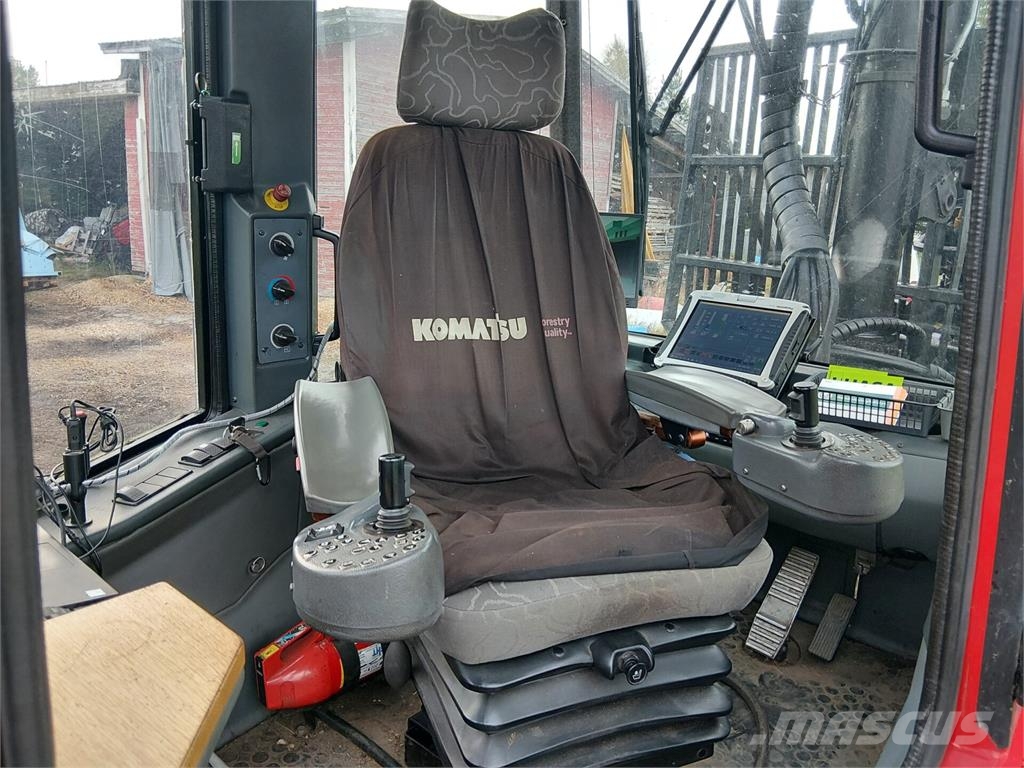 Komatsu 830.3 جرارات التحريج