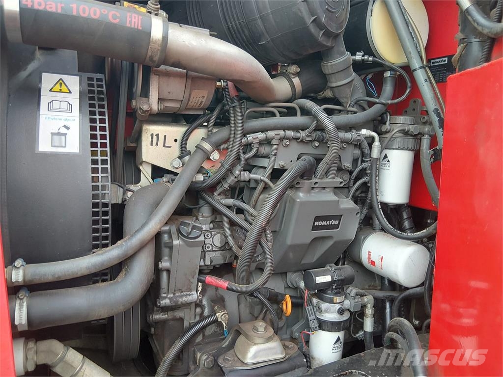 Komatsu 830.3 جرارات التحريج