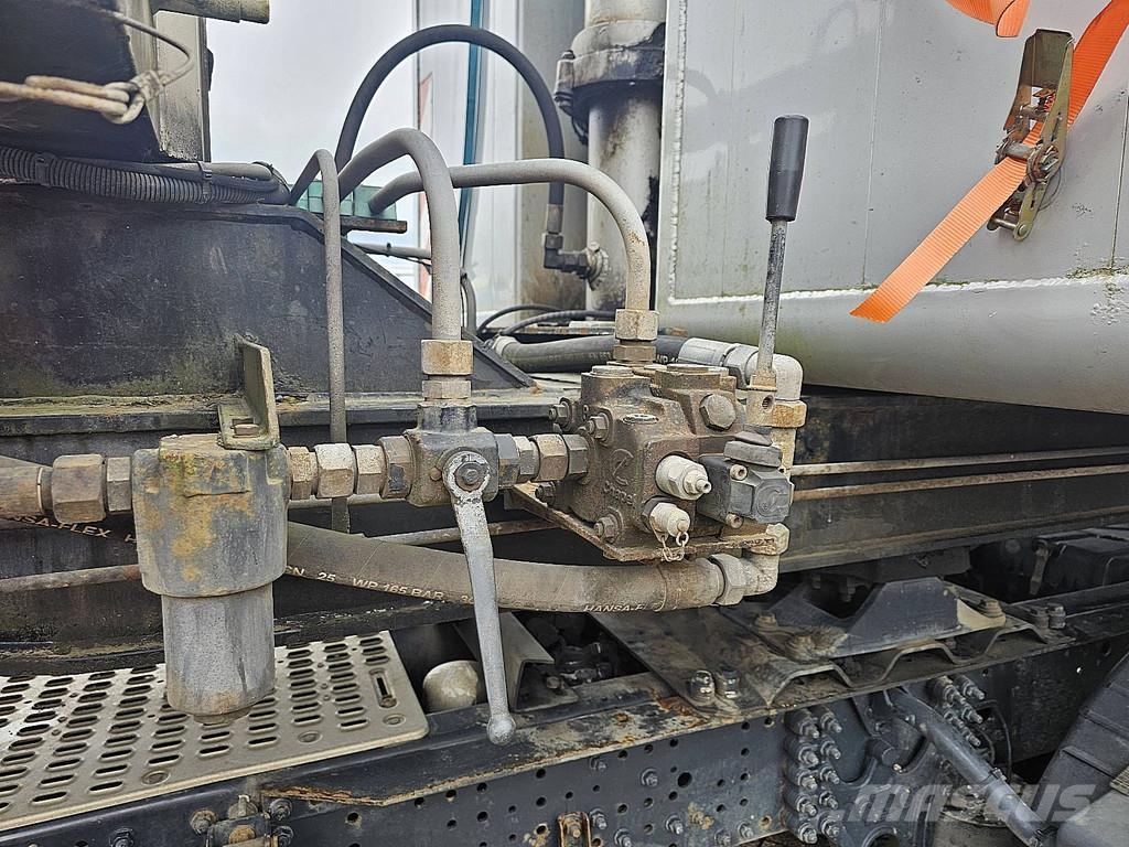  H & W HWDKSK38 ATLAS 145.2 CRANE Polprikolice prekucniki - kiper