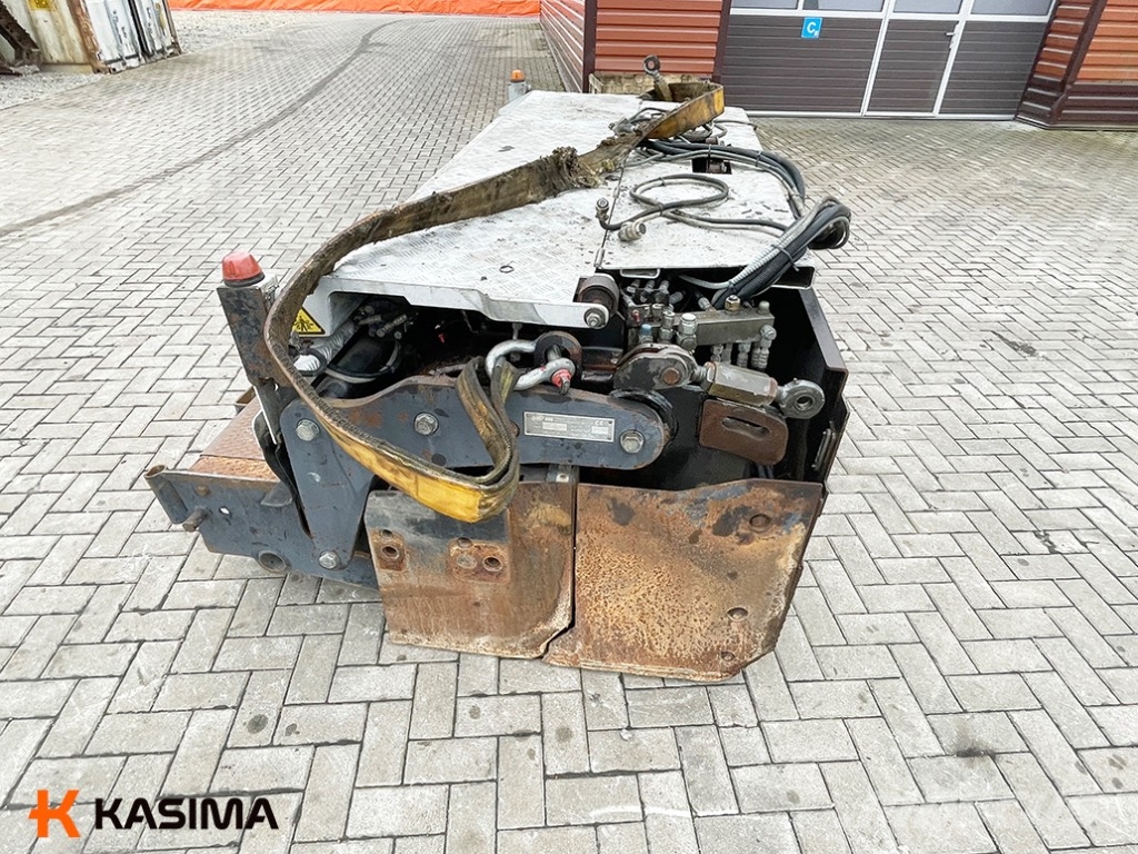 ABG Titan 325 EPM Screed VB 78 Booms and arms