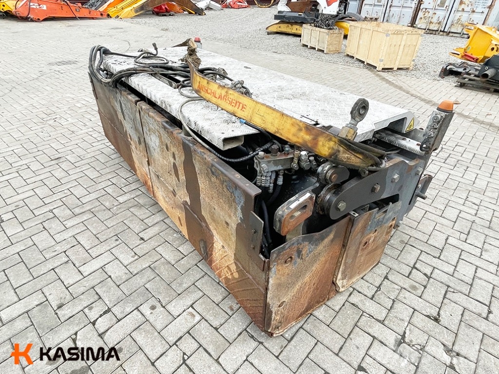 ABG Titan 325 EPM Screed VB 78 Booms and arms