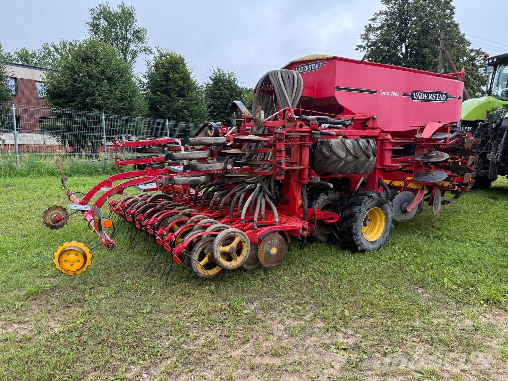 Väderstad Spirit 400S مثاقيب