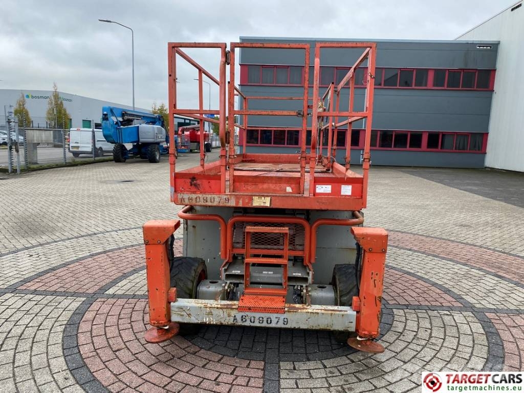 SkyJack SJ6826RT Diesel 4x4 Scissor Work Lift 992cm DEFECT Škarjaste dvižne ploščadi