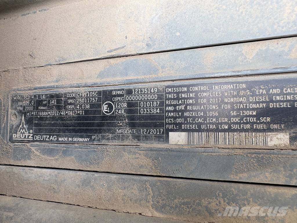 Hitachi ZX140W-6 (3 Pieces available) Pelle sur pneus