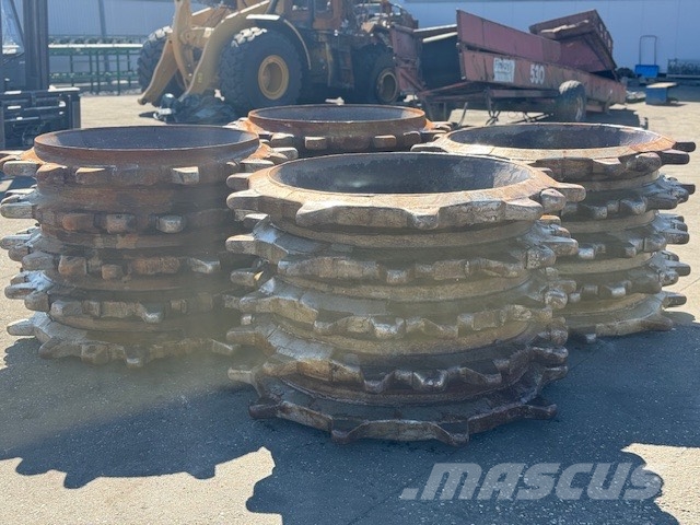 Bomag BC 572 RB Set of studded steel wheels Avfallspresser