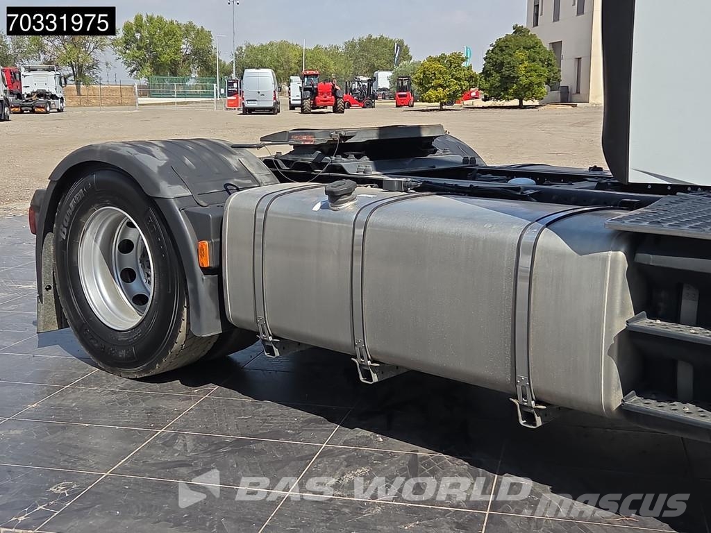 Iveco S-Way 510 4X2 SmartTacho2 Retarder 2xTanks Sadulveokid