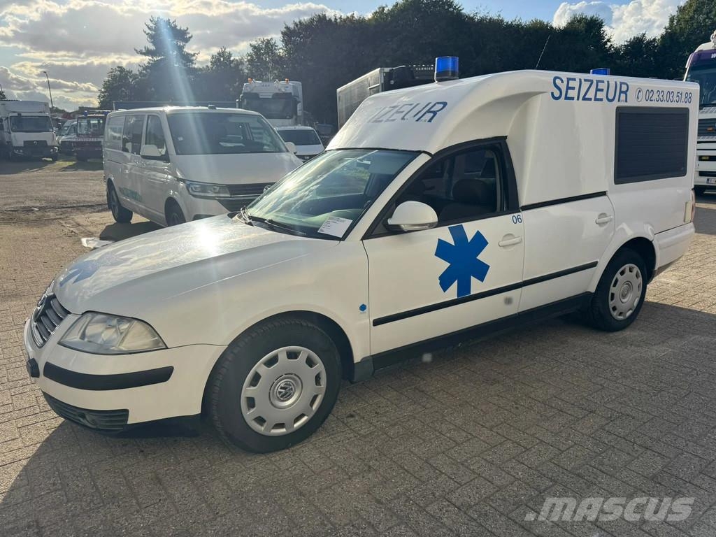 Volkswagen Passat **AMBULANCE-RETTUNGSWAGEN** Emergency vehicles