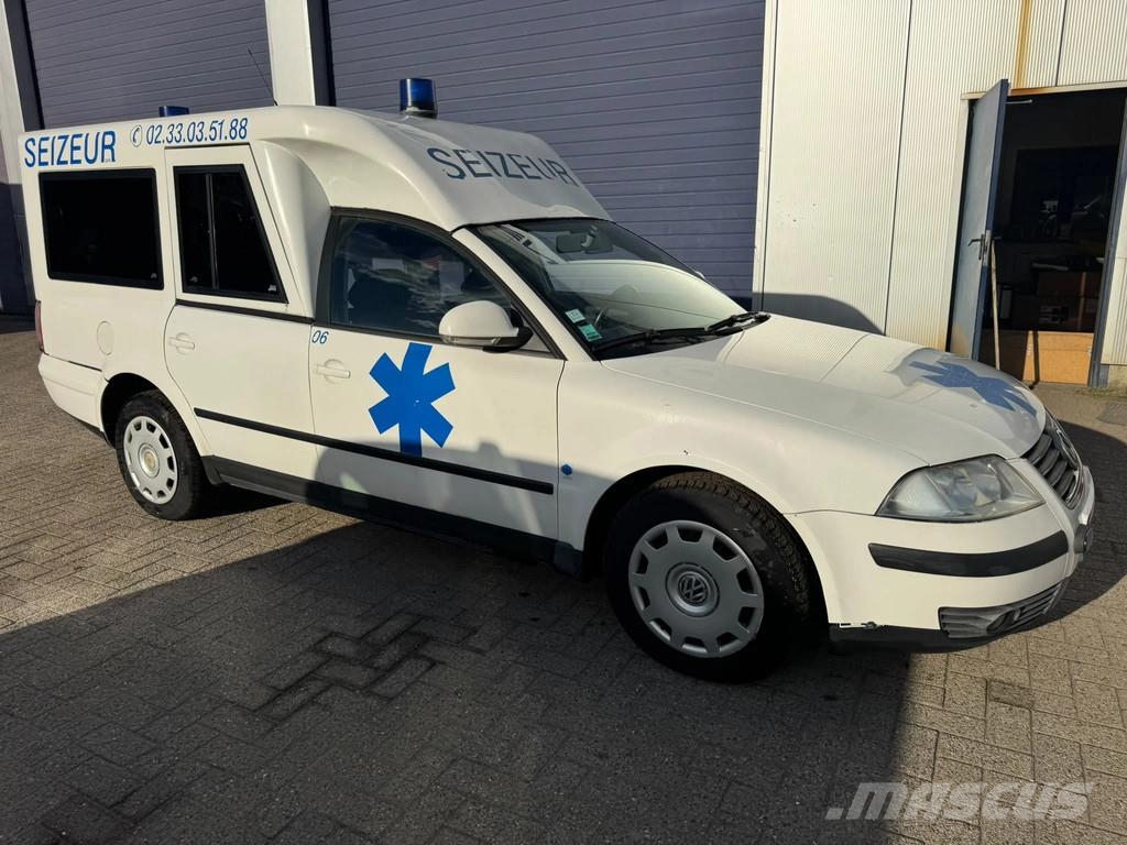 Volkswagen Passat **AMBULANCE-RETTUNGSWAGEN** Emergency vehicles