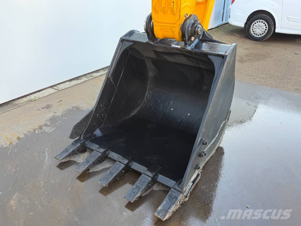 JCB 205 *2026 Model* - New / Unused / Hammer Lines Escavadeiras de esteiras
