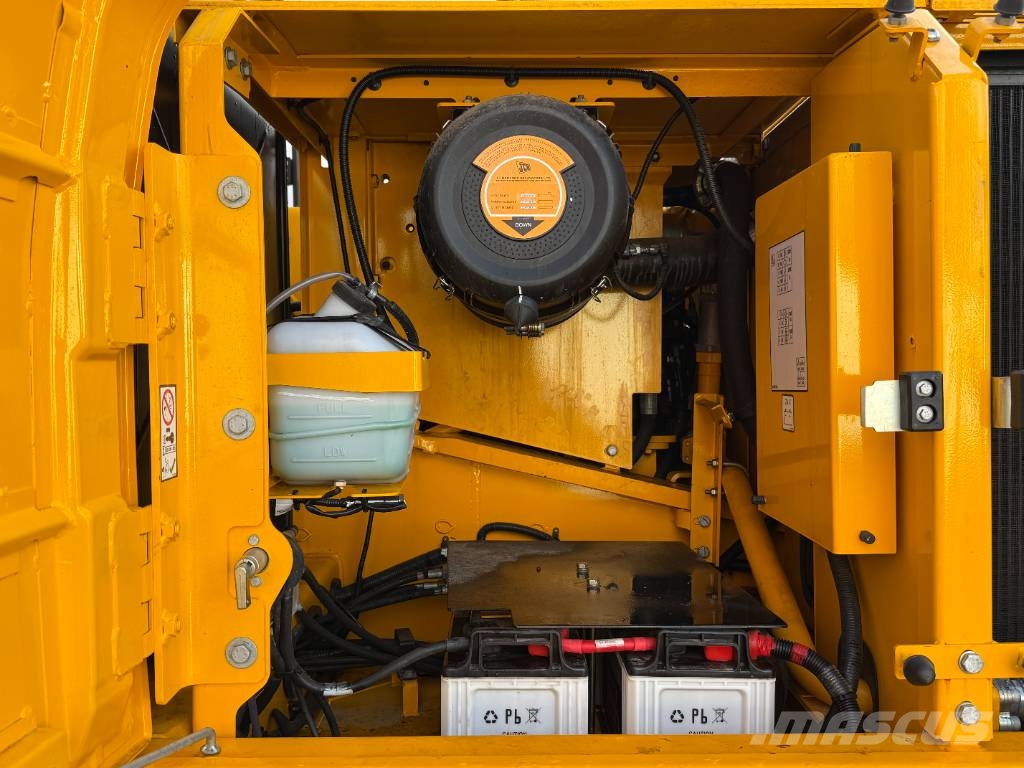 JCB 205 *2026 Model* - New / Unused / Hammer Lines Escavadeiras de esteiras