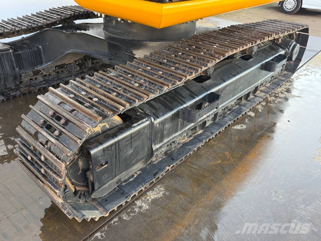 JCB 205 *2026 Model* - New / Unused / Hammer Lines Escavadeiras de esteiras