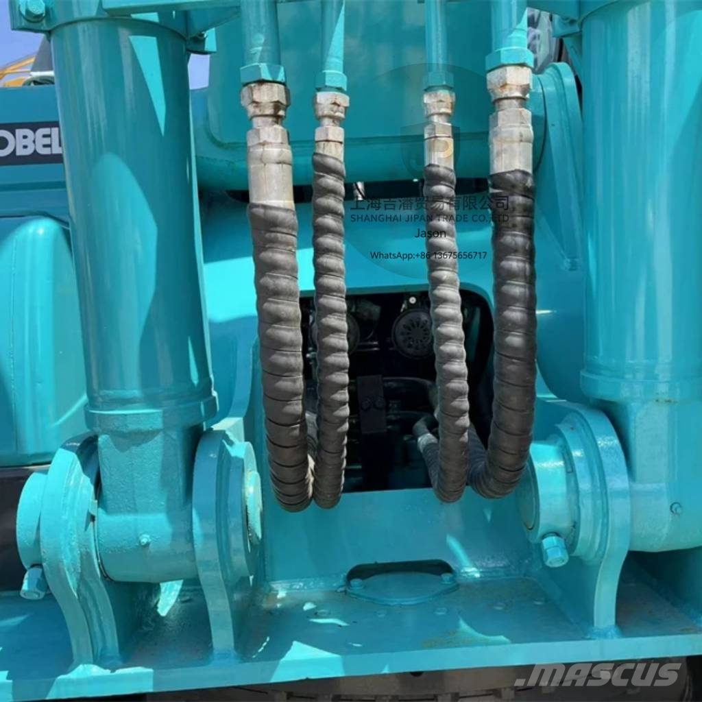 Kobelco SK 210 Гусеничні екскаватори