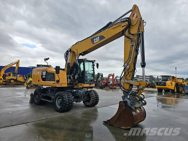 CAT M322F Bageri točkaši