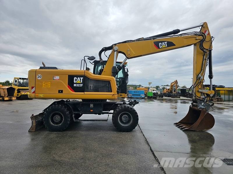 CAT M322F Bageri točkaši