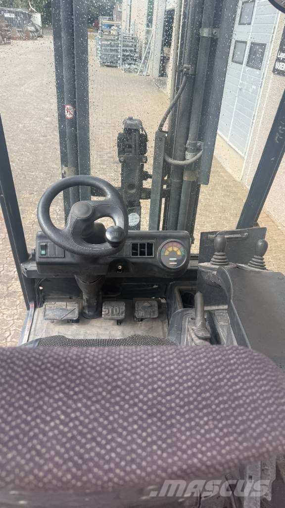Linde E 16-02 Electric forklifts