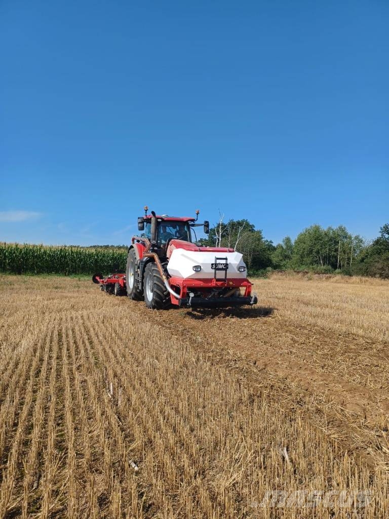 Sumo DTS 4 Toolbar + čelní zásobník SUMO FH Altre macchine e accessori per la semina