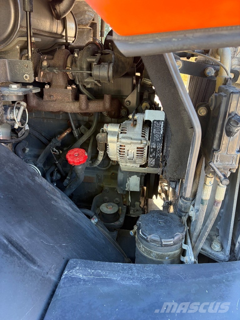 Komatsu WA 80-6 لوادر بعجل