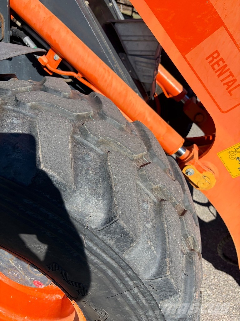 Komatsu WA 80-6 لوادر بعجل