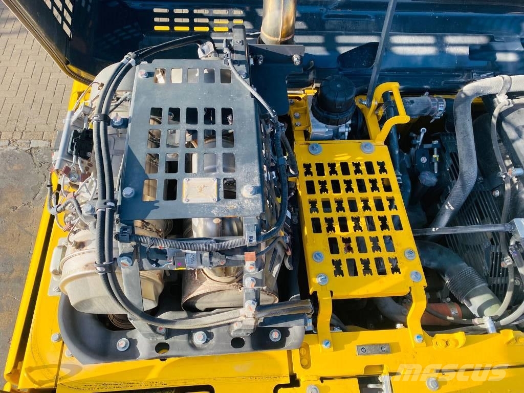 Komatsu PC 290 LC-11 حفارات زحافة