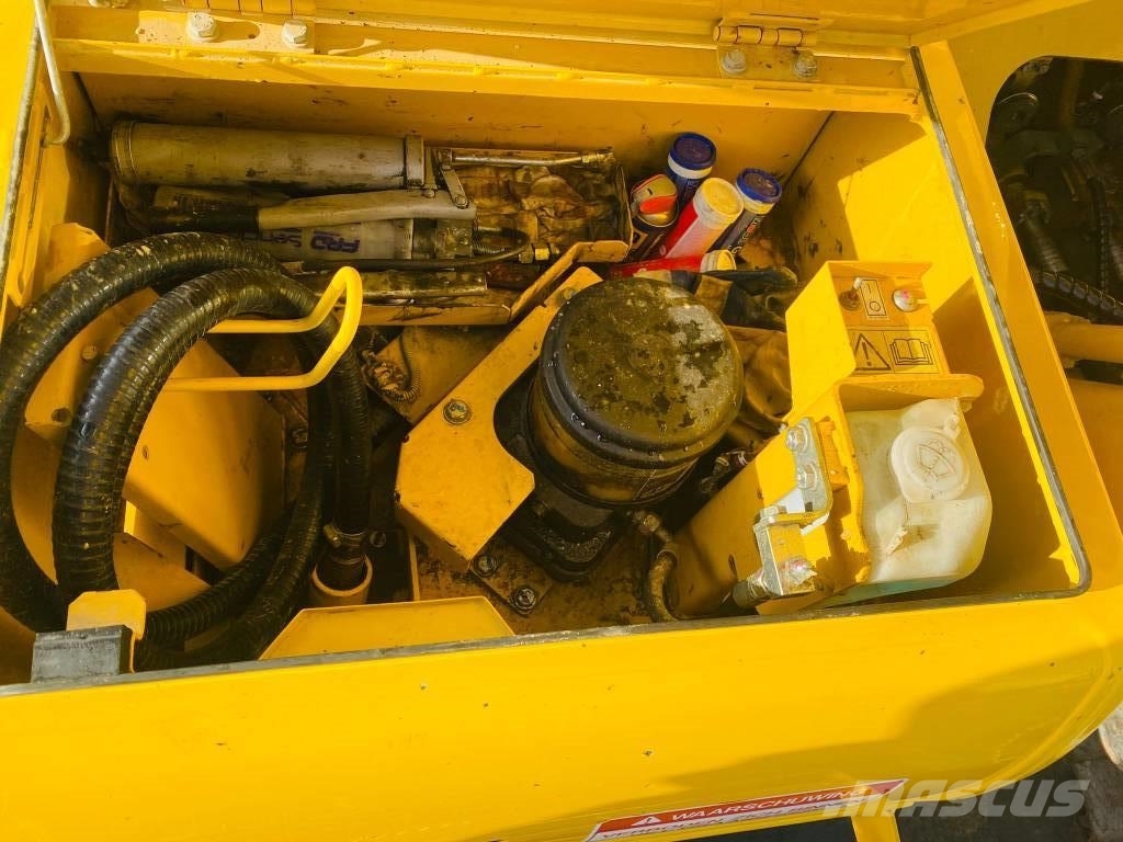 Komatsu PC 290 LC-11 حفارات زحافة