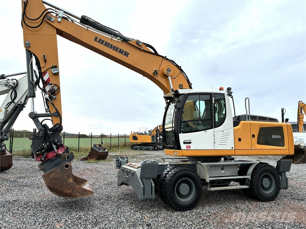 Liebherr A 924 Litronic Mobilbagger