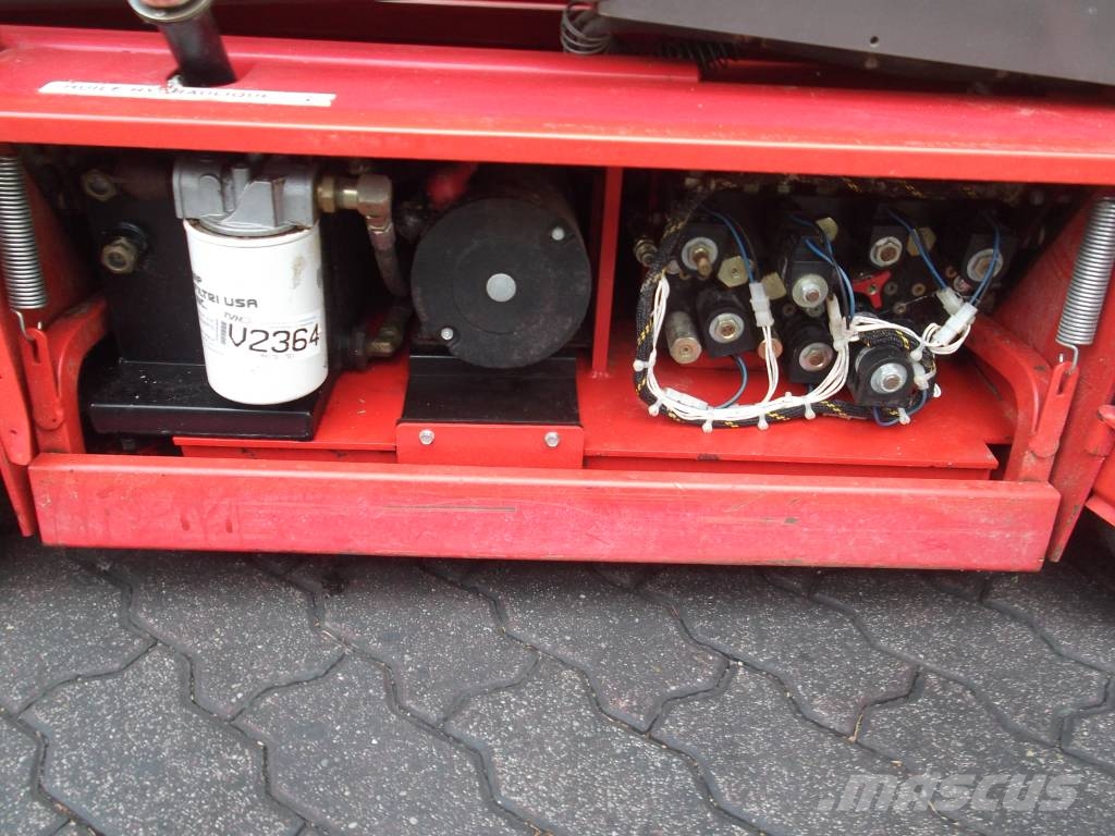 Manitou 1932 ES V-2364 EO Ножични работни платформи