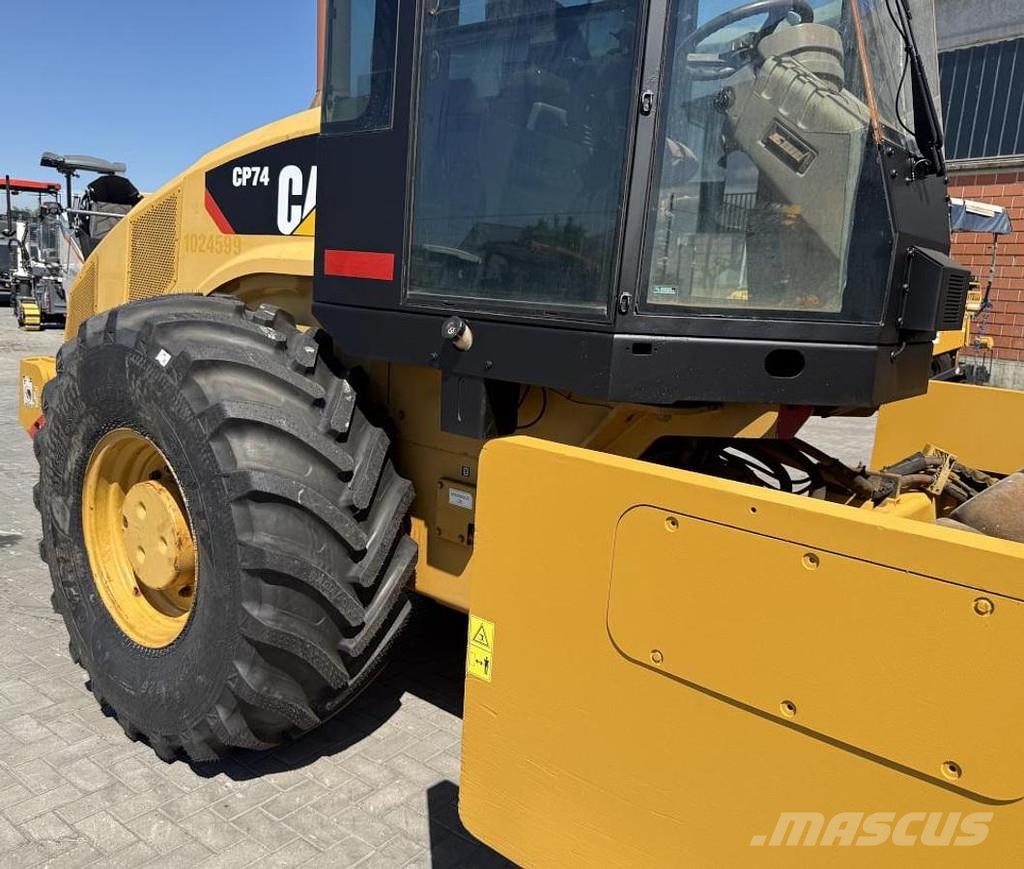 CAT CP 74 Οδοστρωτήρες μονού κυλίνδρου