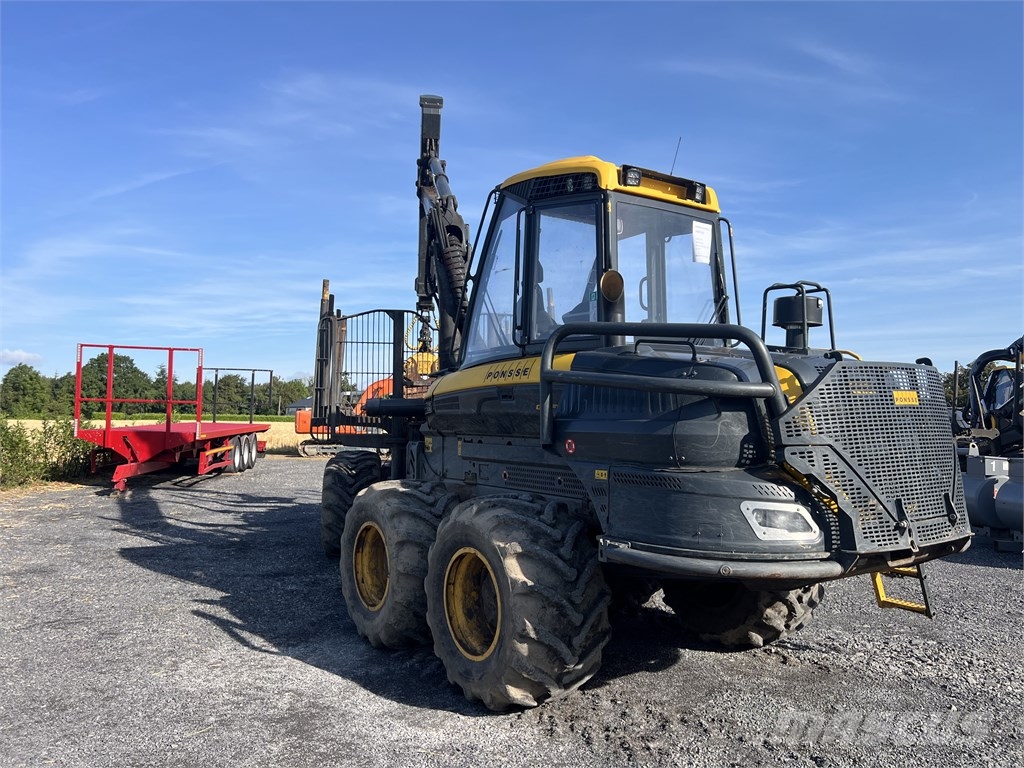 Ponsse Buffalo 8W Forwarders