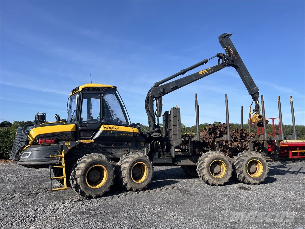 Ponsse Buffalo 8W Forwarders