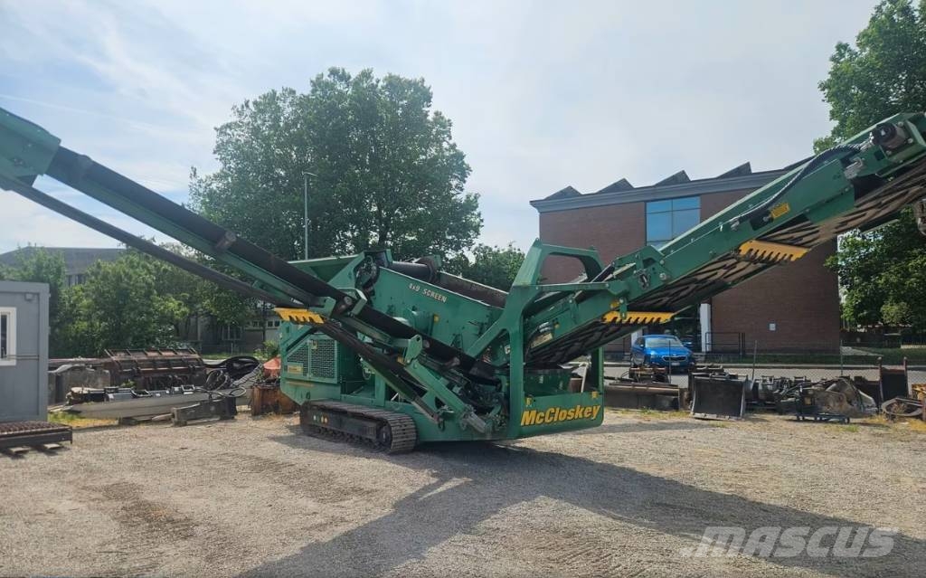 McCloskey R 70 أجهزة فحص متنقلة