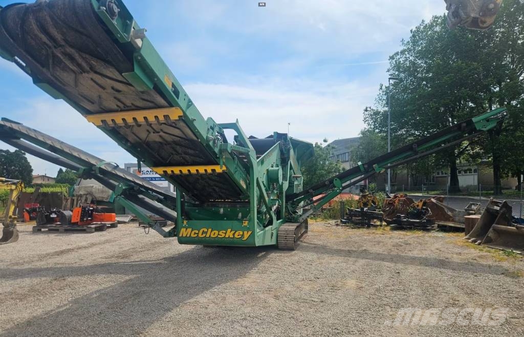 McCloskey R 70 أجهزة فحص متنقلة