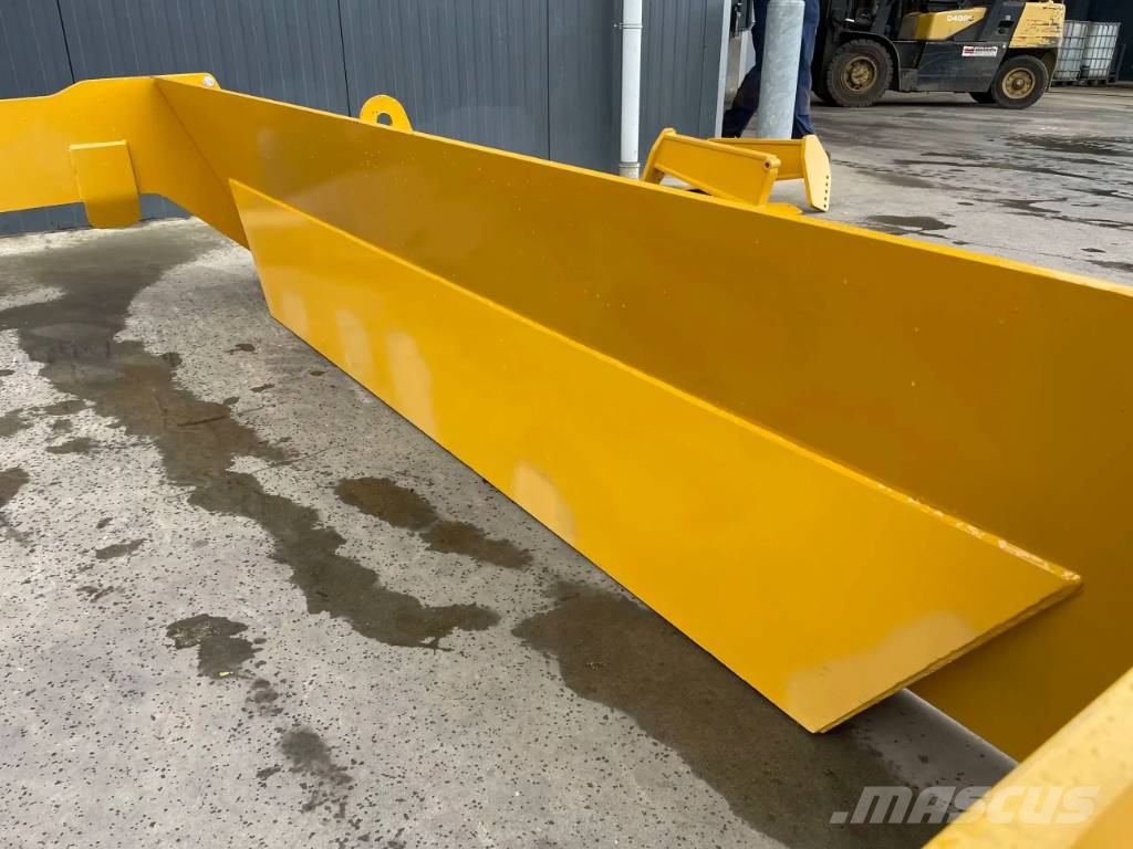 Volvo A25G Puertas traseras