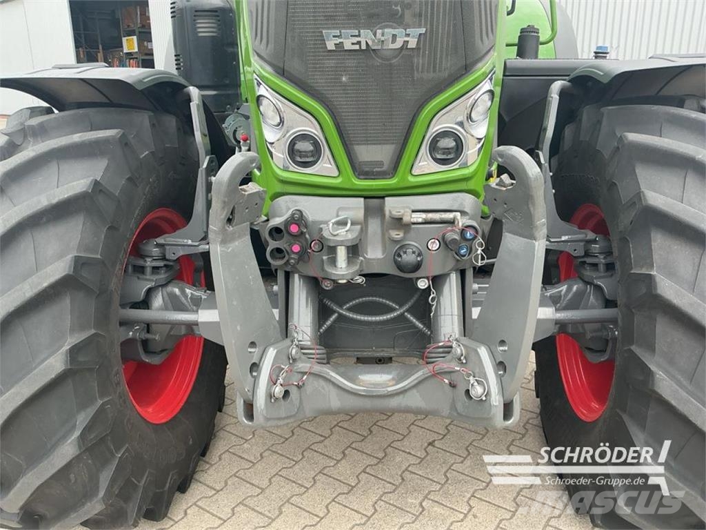 Fendt 724 VARIO GEN6 PROFI PLUS Traktory