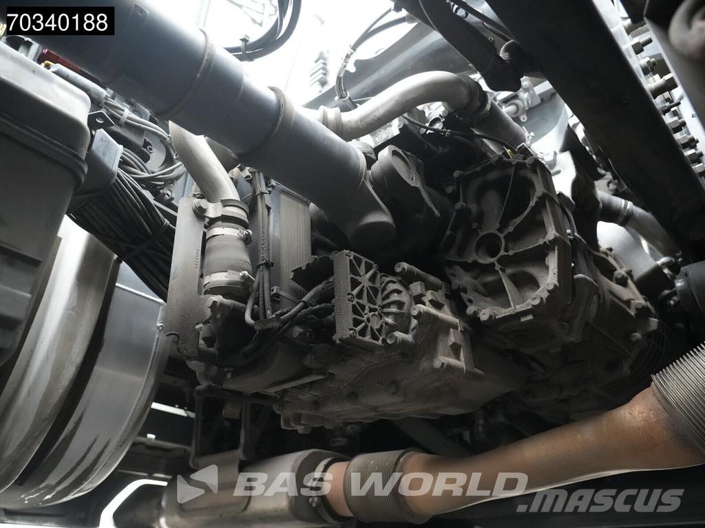 Scania S590 S 4X2 V8 NL-Truck APK Retarder Full-Air 2x Ta Тягачі