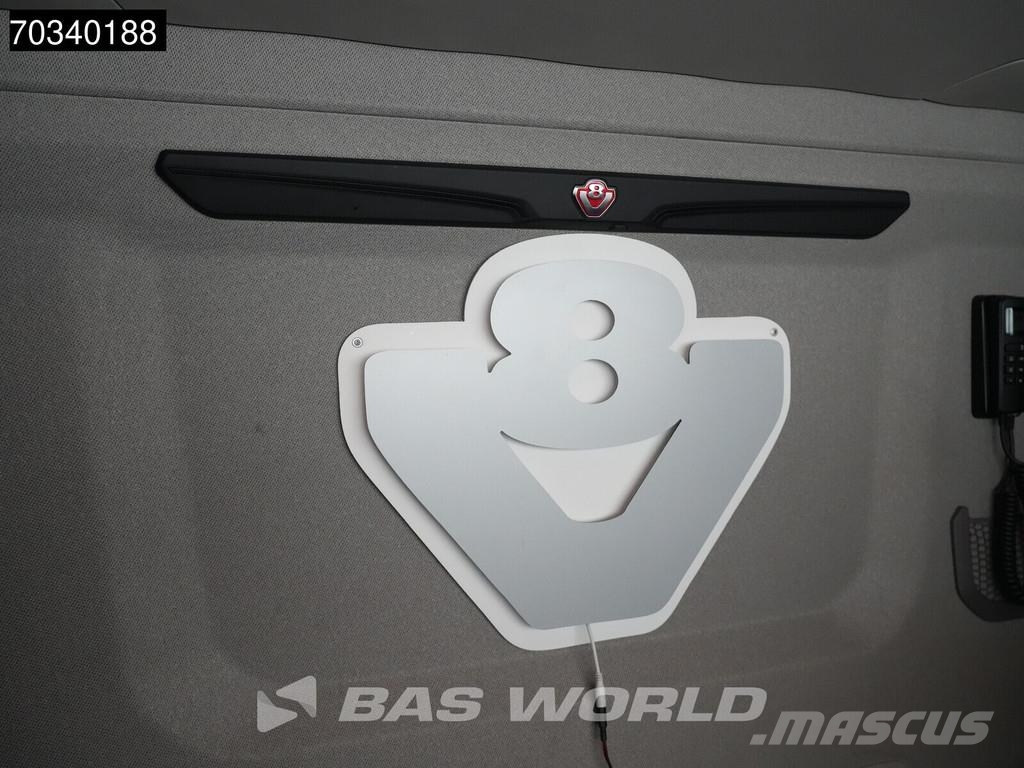 Scania S590 S 4X2 V8 NL-Truck APK Retarder Full-Air 2x Ta Тягачі