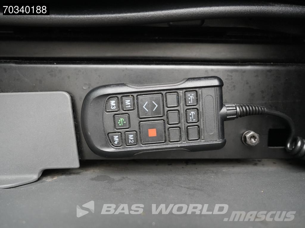 Scania S590 S 4X2 V8 NL-Truck APK Retarder Full-Air 2x Ta Тягачі