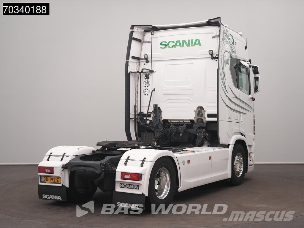 Scania S590 S 4X2 V8 NL-Truck APK Retarder Full-Air 2x Ta Тягачі