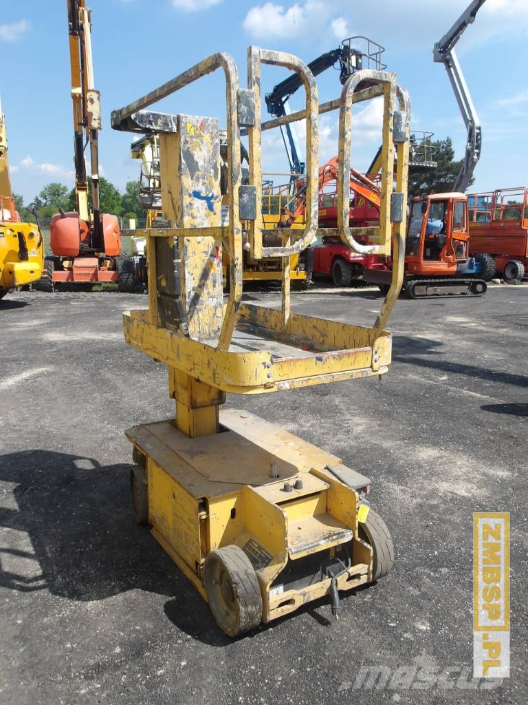 JLG 1230 ES Ανυψωτήρες με κατακόρυφους πυλώνες