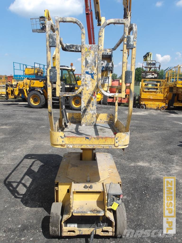 JLG 1230 ES Ανυψωτήρες με κατακόρυφους πυλώνες