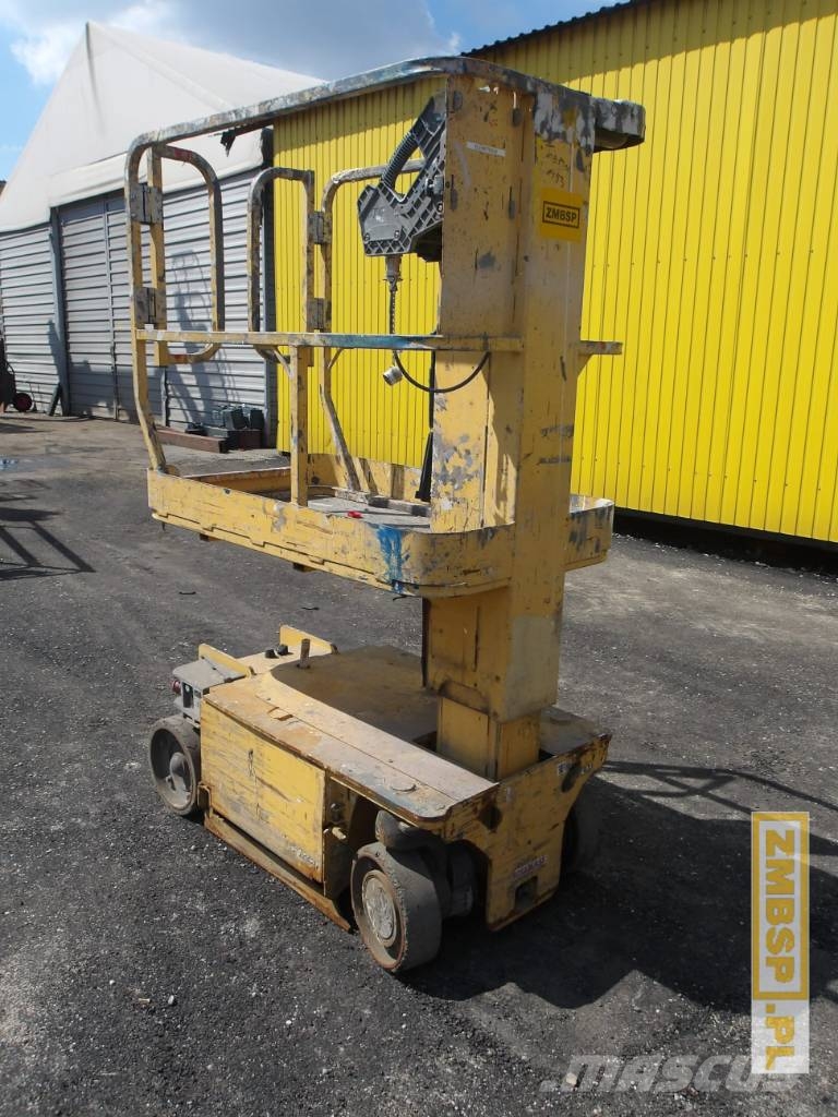 JLG 1230 ES Ανυψωτήρες με κατακόρυφους πυλώνες