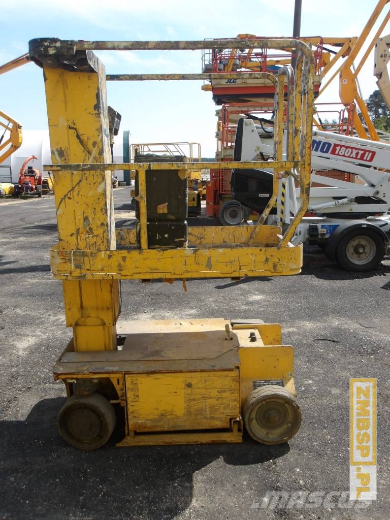 JLG 1230 ES Ανυψωτήρες με κατακόρυφους πυλώνες