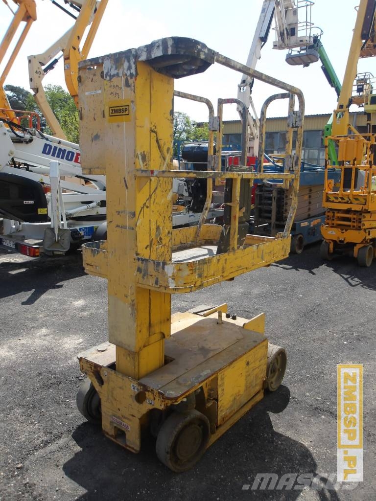 JLG 1230 ES Ανυψωτήρες με κατακόρυφους πυλώνες